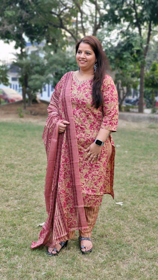 beige and pink contrast three-piece cotton suit